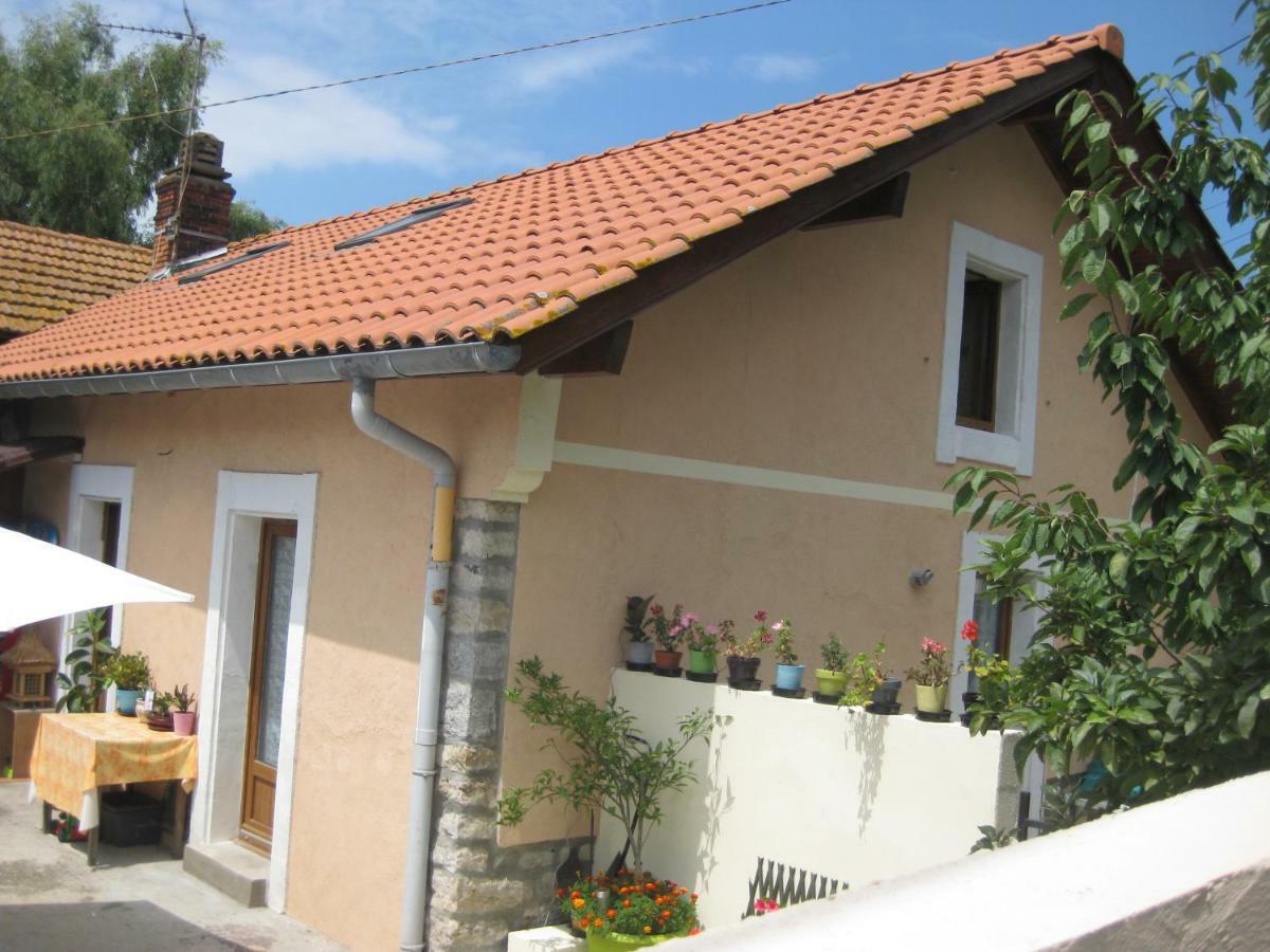 Karine Apartment Буко Екстериор снимка